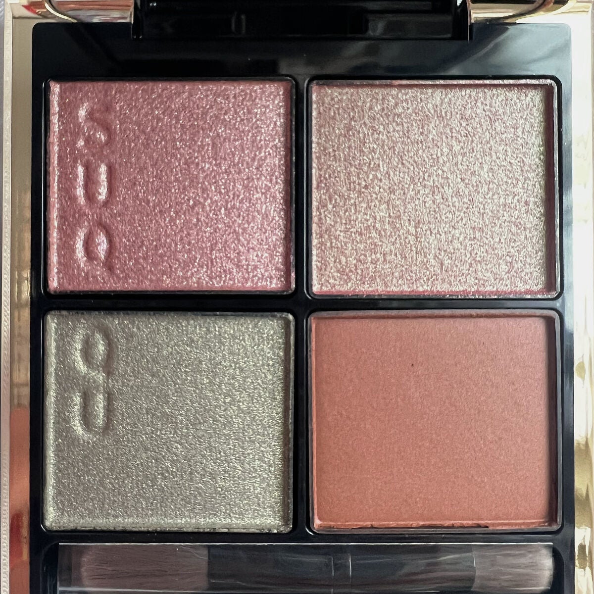 シグニチャー カラー アイズ/SUQQU/アイシャドウパレットを使ったクチコミ(4枚目)