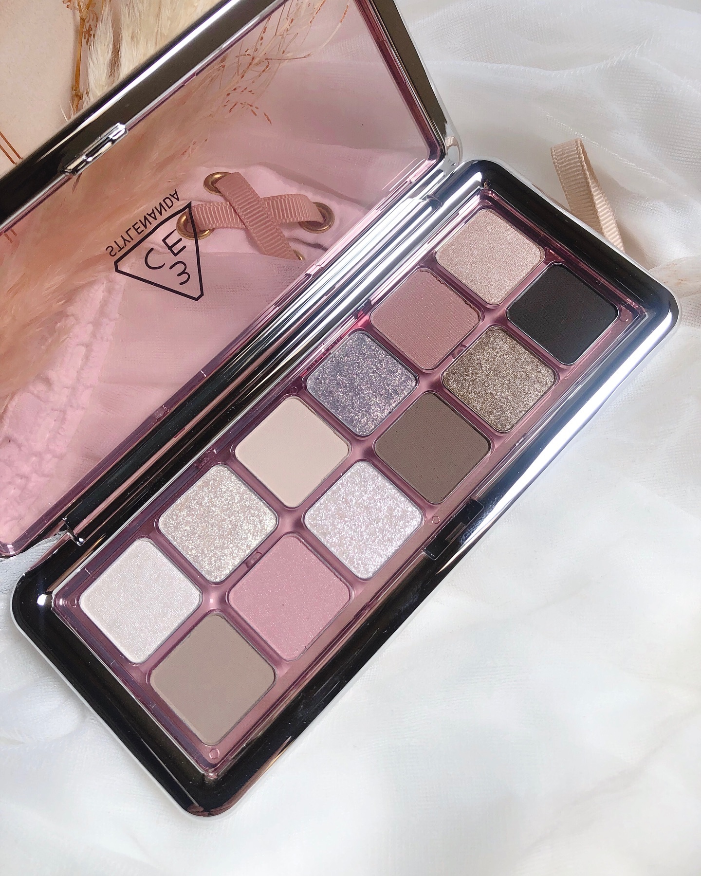 3CE ニューテイク アイシャドウパレット/3CE/アイシャドウパレットを使ったクチコミ（2枚目）