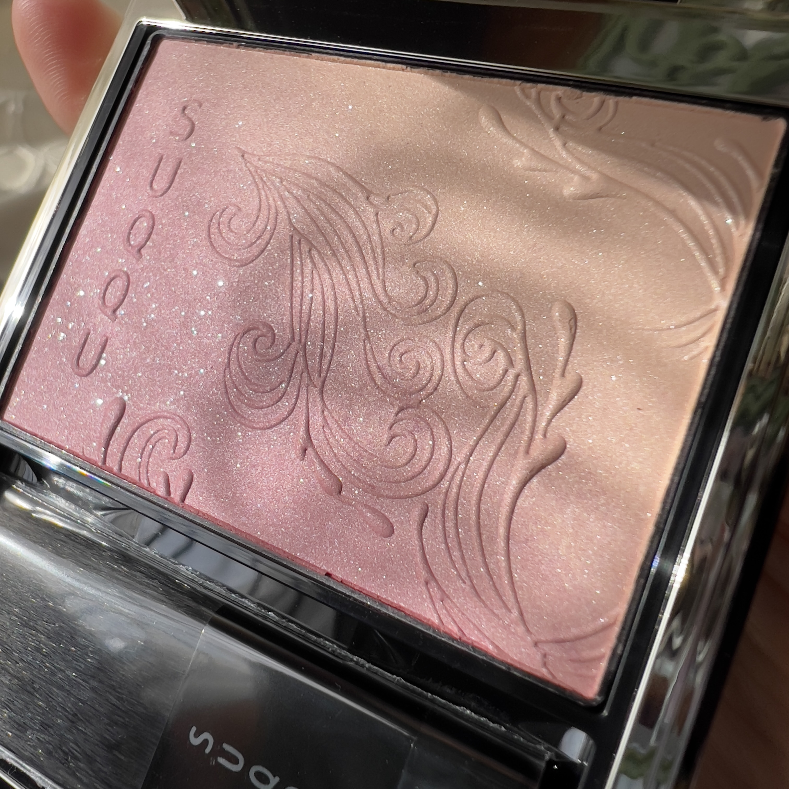 ブラーリング カラー ブラッシュ/SUQQU/パウダーチークを使ったクチコミ（3枚目）