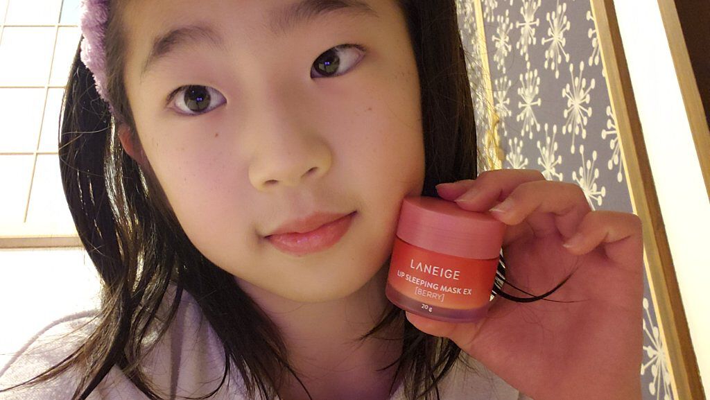 ♡niko♡ on LIPS 「冬は唇がカサカサ☹️でも、これを使えば冬でもプルプルに!今日は..」(1枚目)