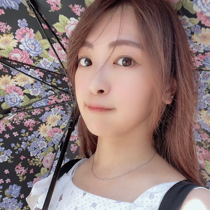 ジューシーパンピンググロス/INTO U/リップグロスを使ったクチコミ(5枚目)