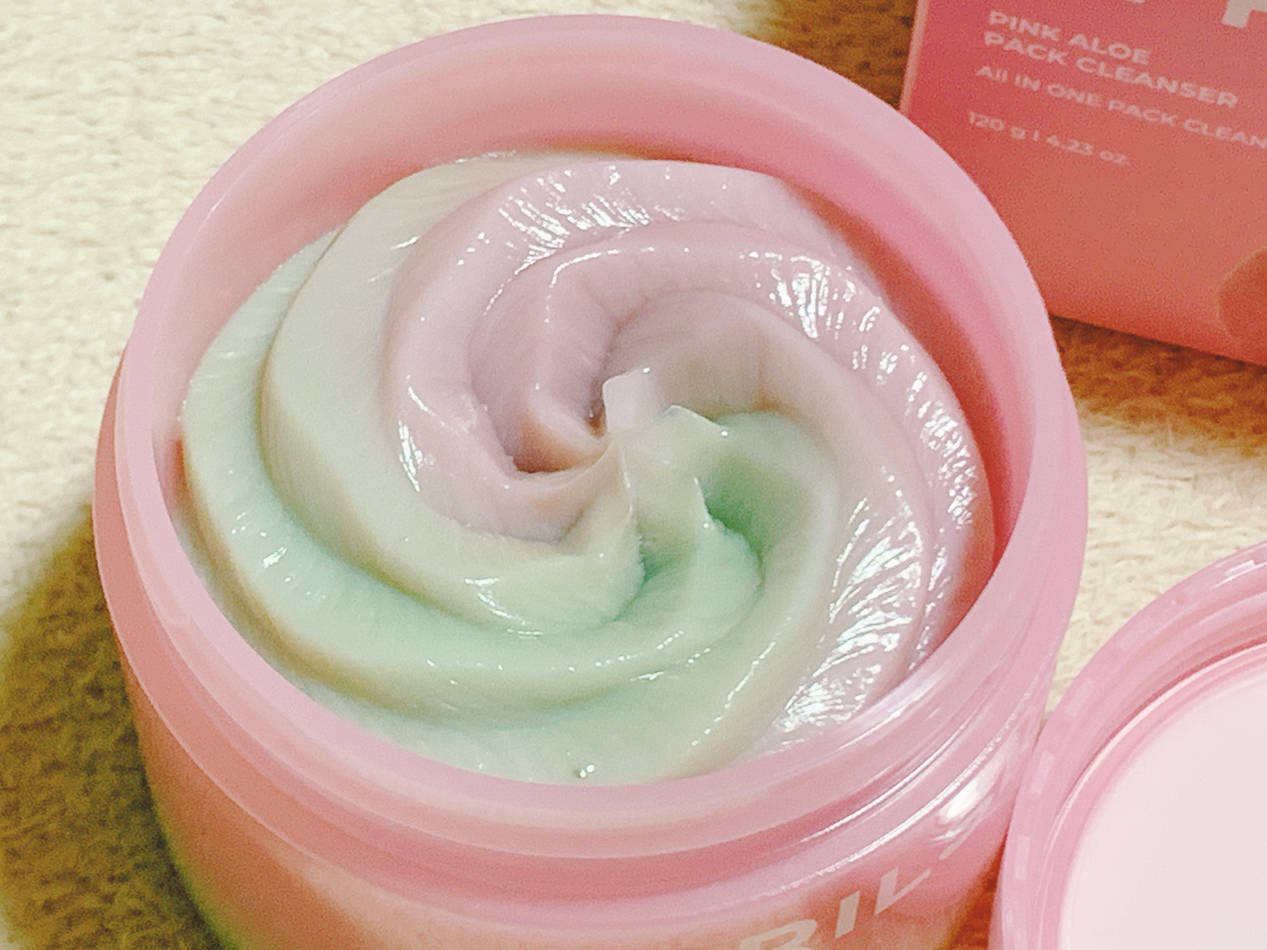 ピンクアロエメレンゲクレンザー/APRILSKIN/その他洗顔料を使ったクチコミ（3枚目）