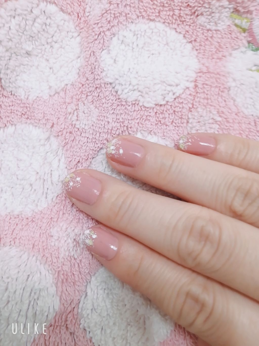 カラフルネイルズ/キャンメイク/マニキュアを使ったクチコミ(4枚目)