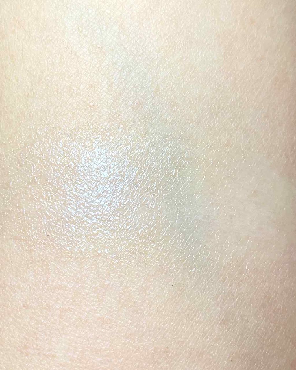 CCリッププライマー（カバーベース）/KATE/リップケアを使ったクチコミ（3枚目）