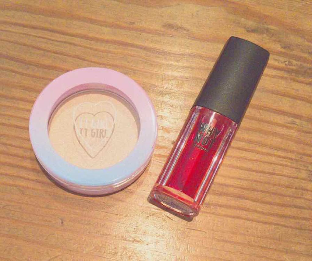 ダイソー×IT GIRL アイシャドウ 夢のダンス/DAISO/単色アイシャドウを使ったクチコミ（1枚目）