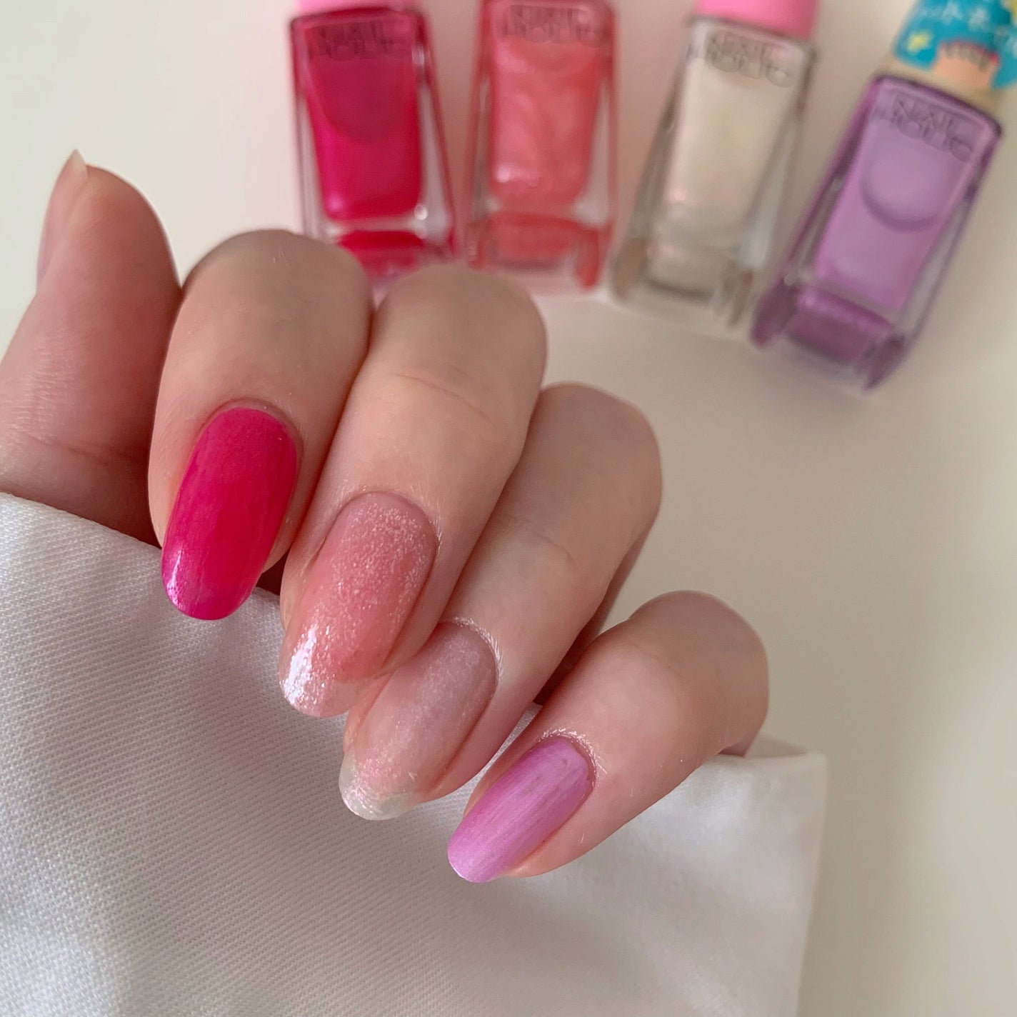 ネイルホリック リミテッドカラー Choose Your Pink/ネイルホリック/マニキュアを使ったクチコミ(1枚目)