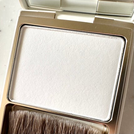 アドバンスドエシリアルスムースオペレーター ルースパウダー/THREE/ルースパウダーを使ったクチコミ(5枚目)