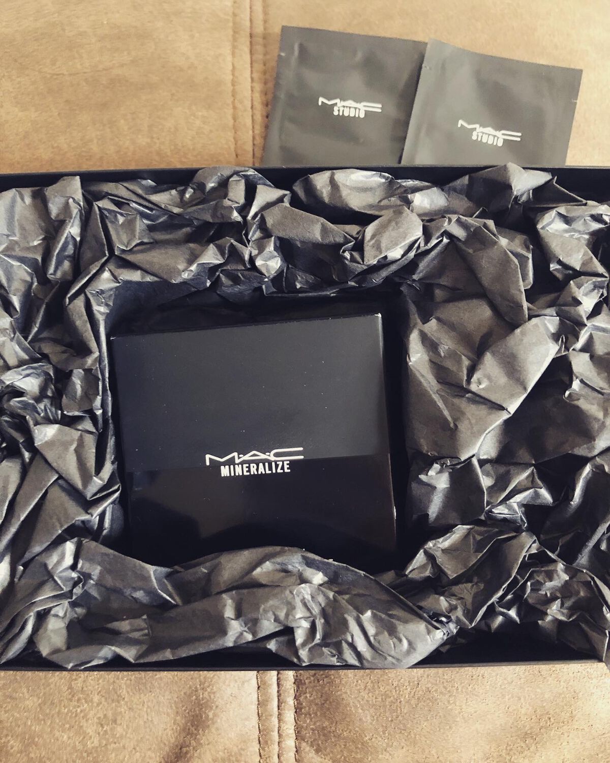 ミネラライズ スキンフィニッシュ/ナチュラル/M・A・C/プレストパウダーを使ったクチコミ(2枚目)