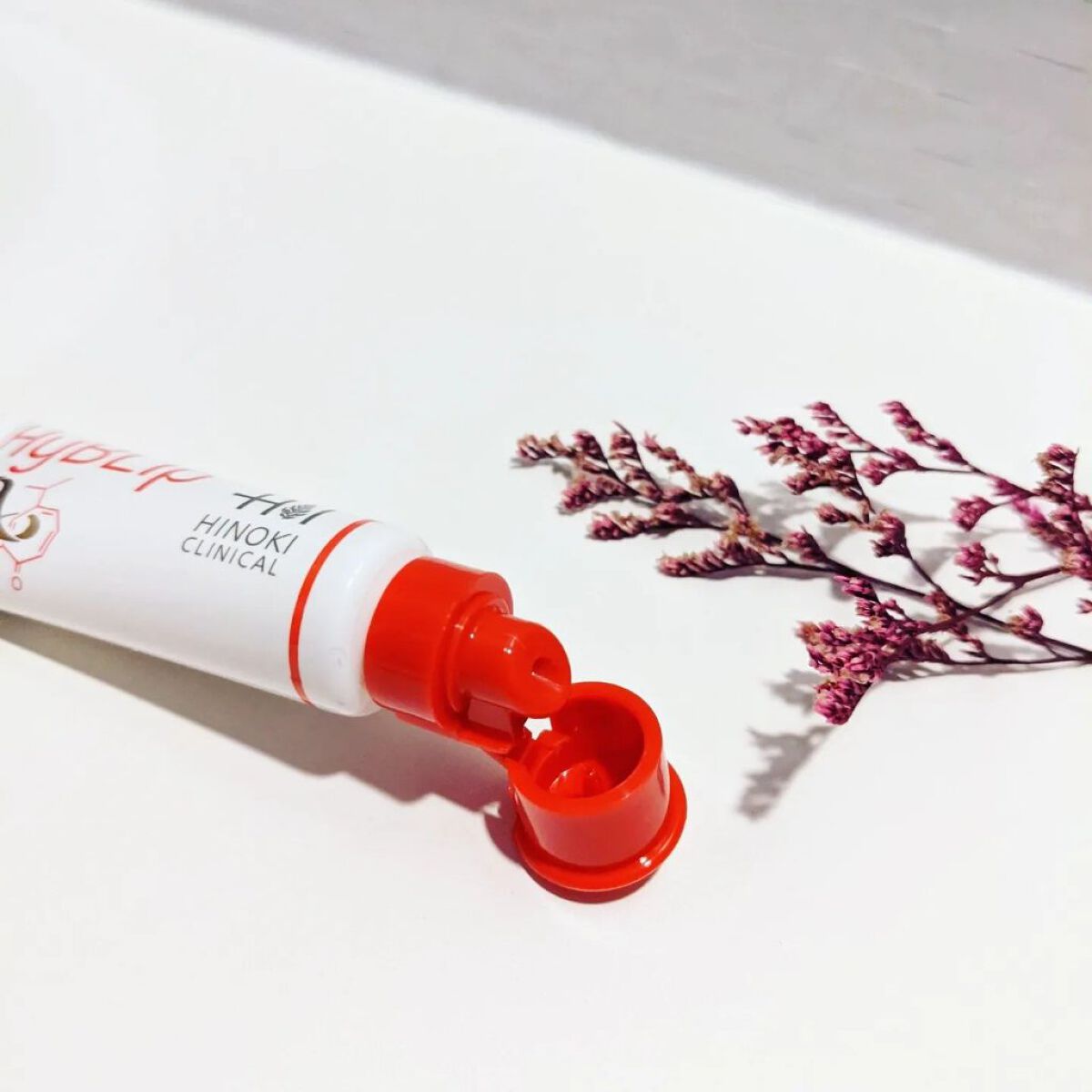 HyBLipモイストリップ/ヒノキ肌粧品/リップ美容液を使ったクチコミ（3枚目）