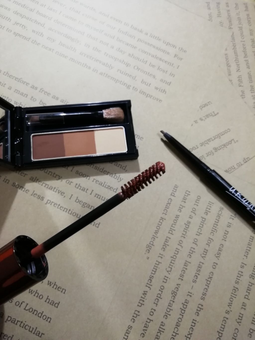 ケイト デザイニングアイブロウ3D/KATE/パウダーアイブロウを使ったクチコミ(2枚目)