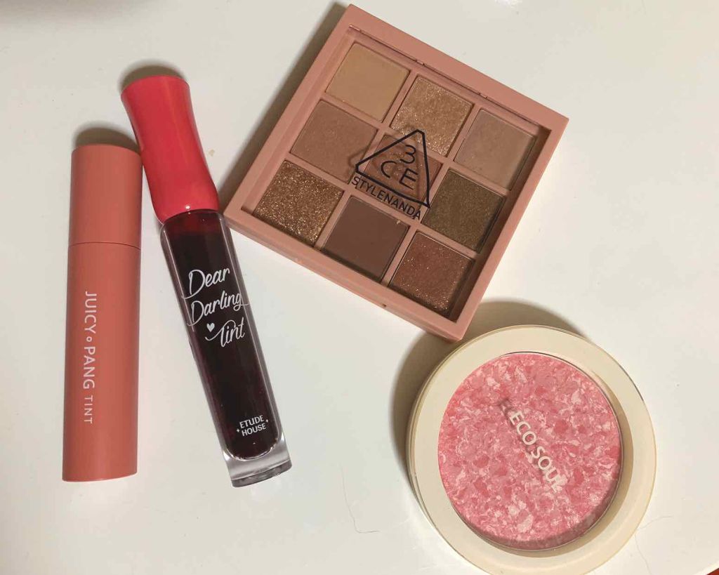 プードゥル ルミエール/CHANEL/パウダーハイライトを使ったクチコミ（2枚目）