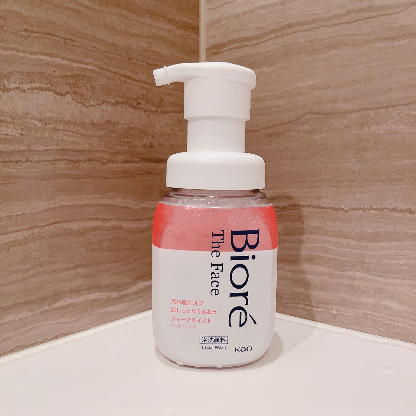 ビオレ ザフェイス 泡洗顔料 ディープモイスト/ビオレ/泡洗顔を使ったクチコミ(2枚目)