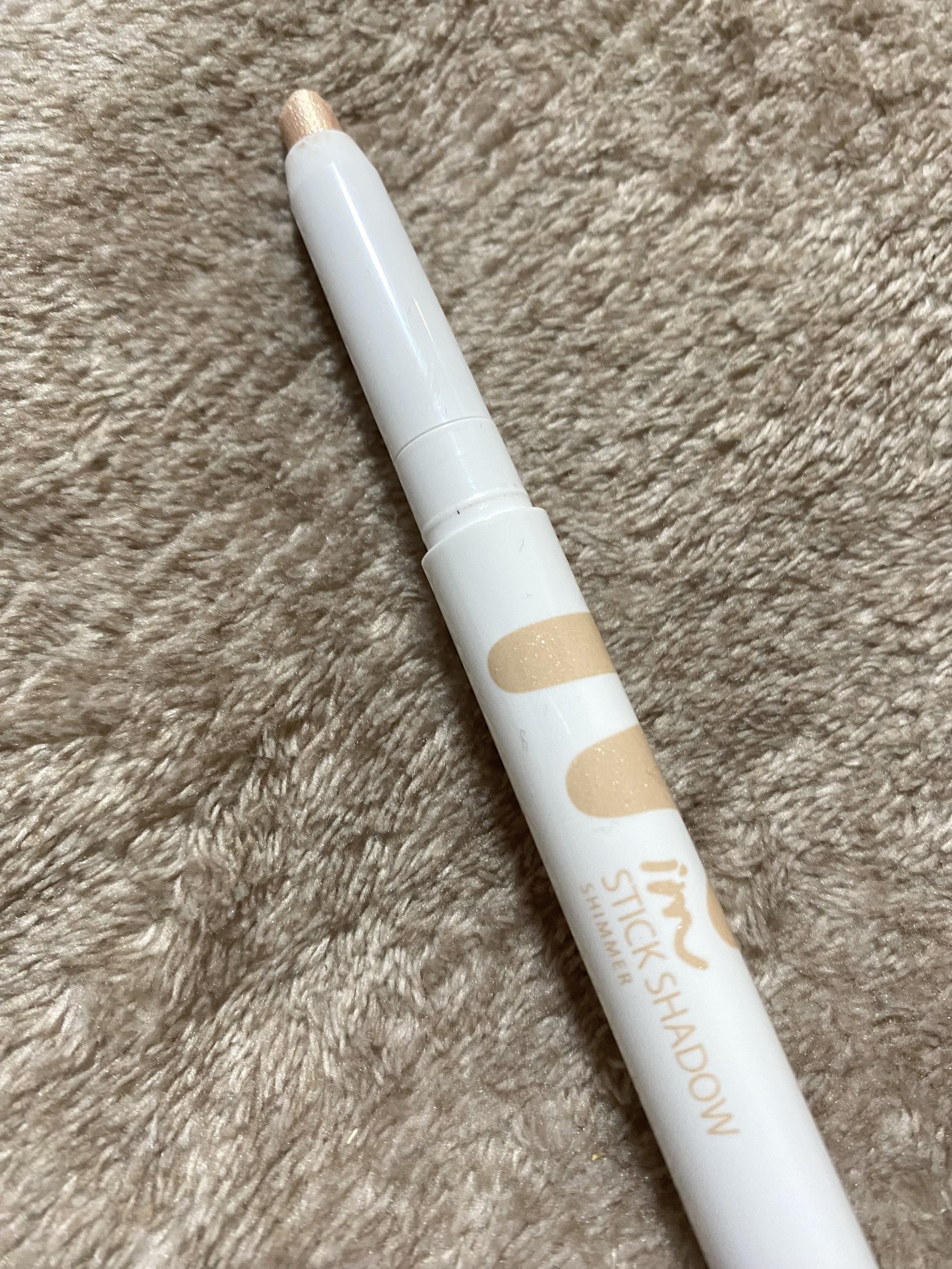 アイムスティックシャドウシマー/i’m meme/スティックアイシャドウを使ったクチコミ（1枚目）