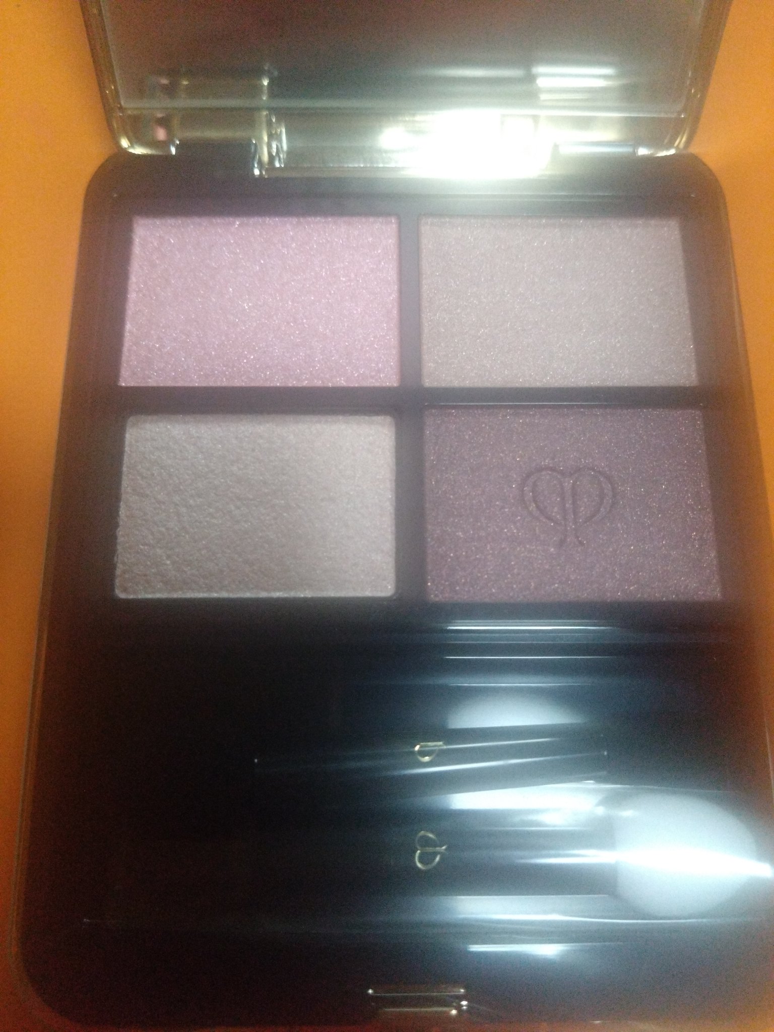 オンブルクルールクアドリ 6 Caviar Pearls（レフィル）/クレ・ド・ポー ボーテ/アイシャドウパレットを使ったクチコミ（2枚目）