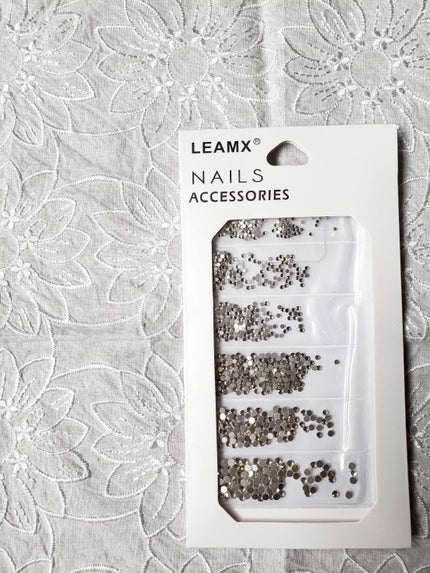 土木系おねいさん on LIPS 「セブンイレブンから9月15日に発売のネイル!限定6色のうち、ル..」(10枚目)