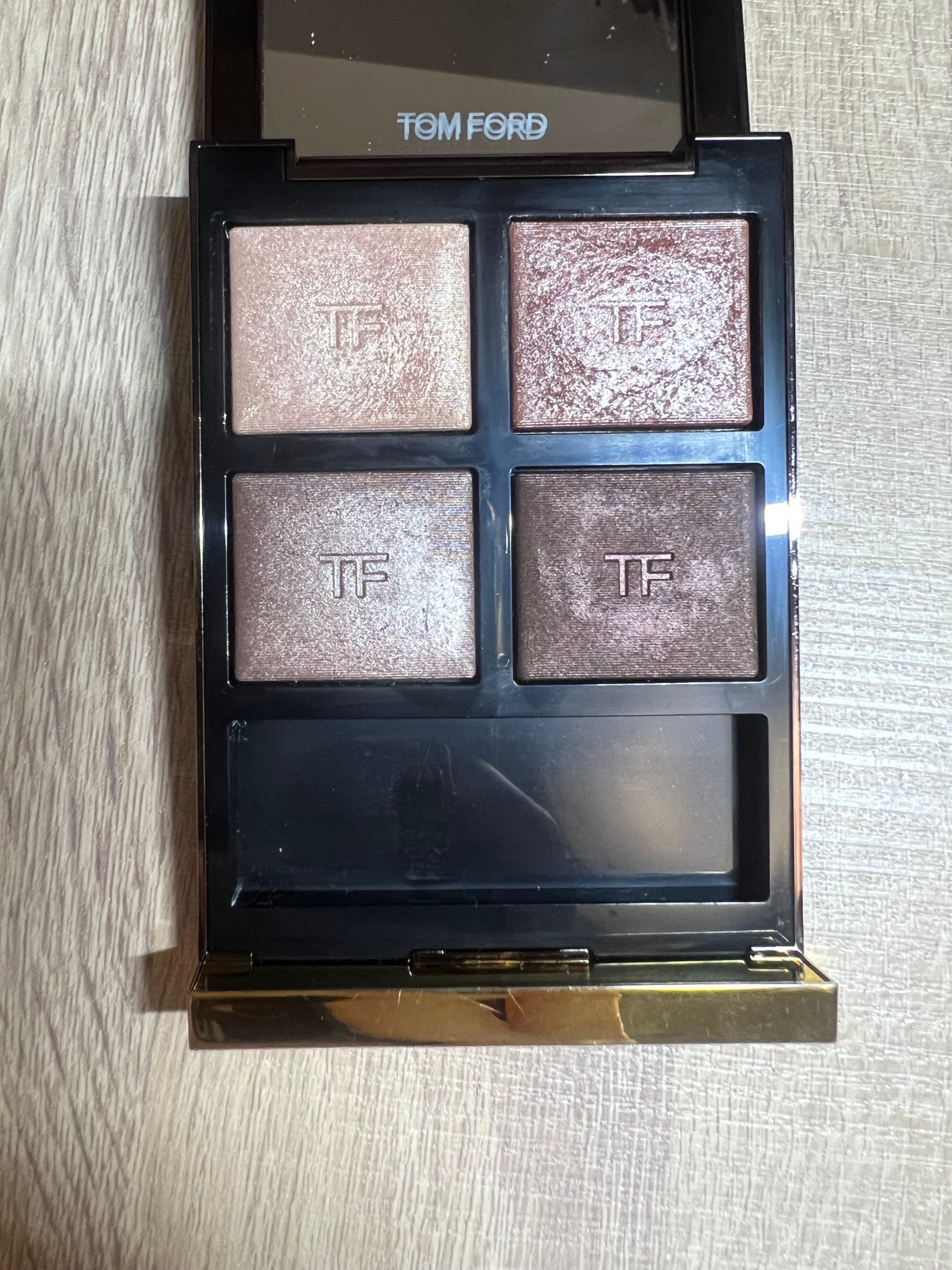 アイ カラー クォード/TOM FORD BEAUTY/アイシャドウパレットを使ったクチコミ(1枚目)