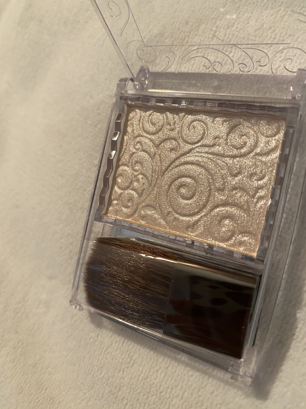 先に言わせてください
🌟🌟めっちゃいいです🌟🌟

しかも、嬉しいことに
買って即使ってみたんです
そしたら、「今日のメイクいいじゃん」
と言われちゃいました😆❤️

めっちゃ嬉しい！！！！

自然な仕上がり、
付属のブラシも優しい