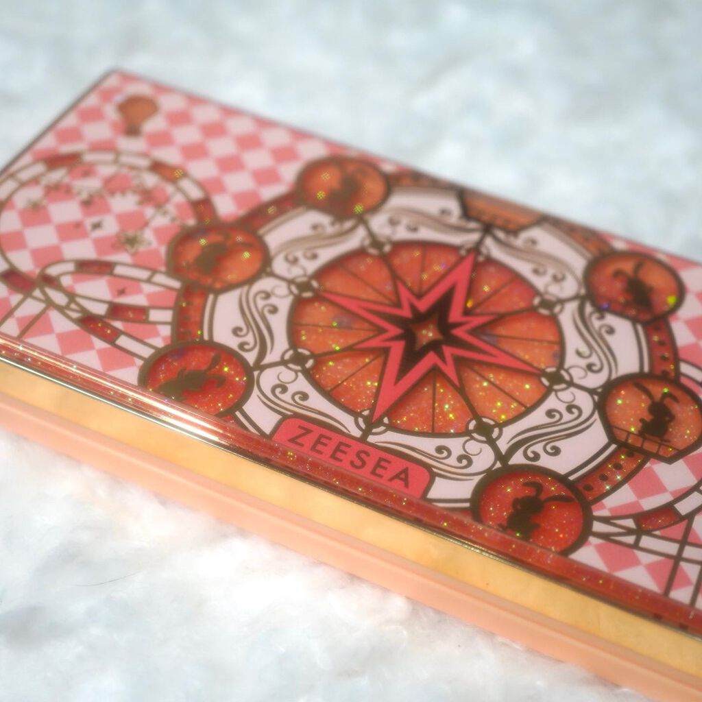 アリスドリームランドシリーズ 12色アイシャドウパレット(ZEESEA×大英博物館)/ZEESEA/アイシャドウパレットを使ったクチコミ(4枚目)
