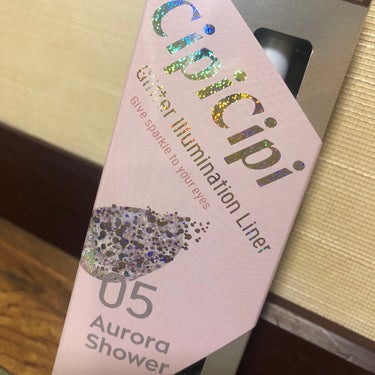 グリッター イルミネーションライナー R/CipiCipi/リキッドアイライナーを使ったクチコミ（1枚目）