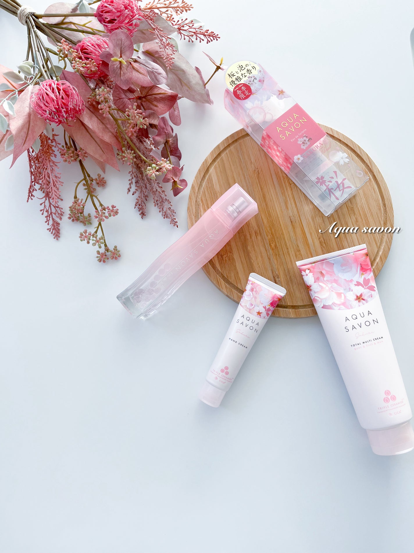 サクラフローラルの香り オードトワレ/アクアシャボン/香水(レディース)を使ったクチコミ(1枚目)