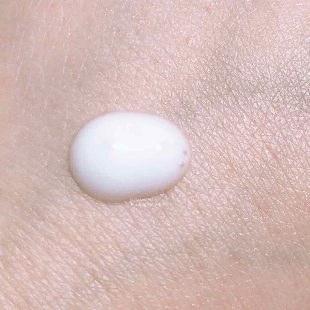 ブライトニングエマルジョン しっとり/DEW/乳液を使ったクチコミ（3枚目）