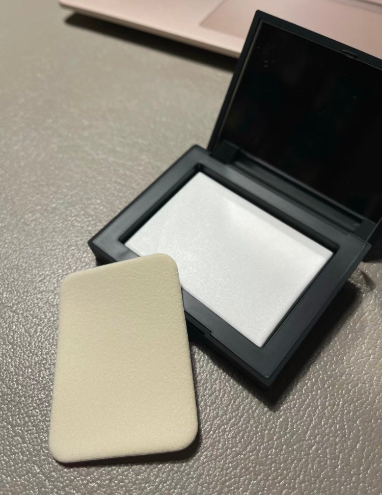 ライトリフレクティングセッティングパウダー プレスト N/NARS/プレストパウダーを使ったクチコミ(3枚目)