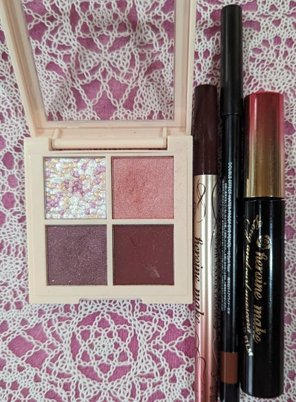 レブロン ダズル アイシャドウ クアッド/REVLON/アイシャドウパレットを使ったクチコミ(1枚目)