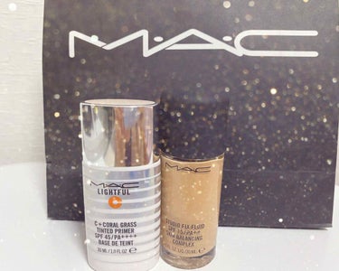 ❥❥MAC ライトフル Ｃ＋ティンティッド プライマー (SPF45 PA++++)
ベースメイクを変えようと思って気になっていたMACに行ってきました🤩皮脂崩れしないものはどれですかとBAさんに尋ねた