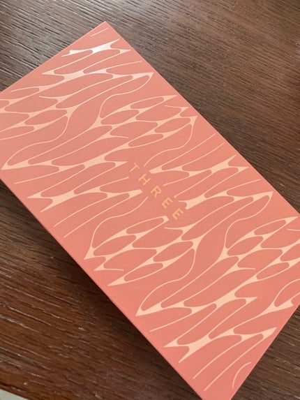 ホリデーコレクション パレット 2024/THREE/アイシャドウパレットを使ったクチコミ(3枚目)