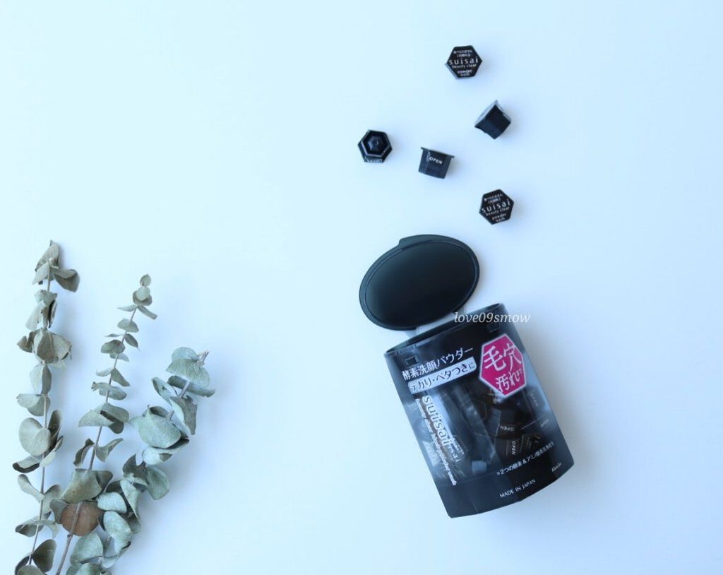 スイサイ ビューティクリア ブラック パウダーウォッシュ/suisai/洗顔パウダーを使ったクチコミ（1枚目）