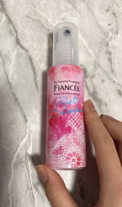 ボディミスト ピュアシャンプーの香り【パッケージリニューアル】/フィアンセ/香水(レディース)を使ったクチコミ(2枚目)