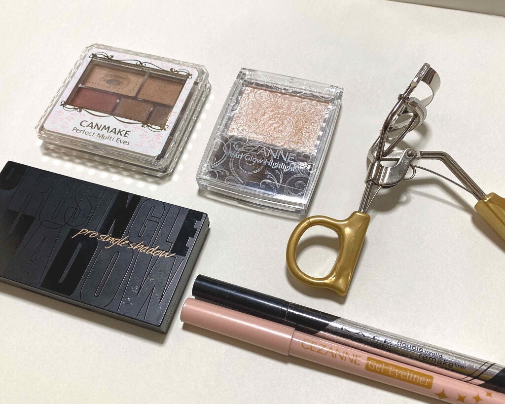 パーフェクトマルチアイズ/キャンメイク/アイシャドウパレットを使ったクチコミ(2枚目)