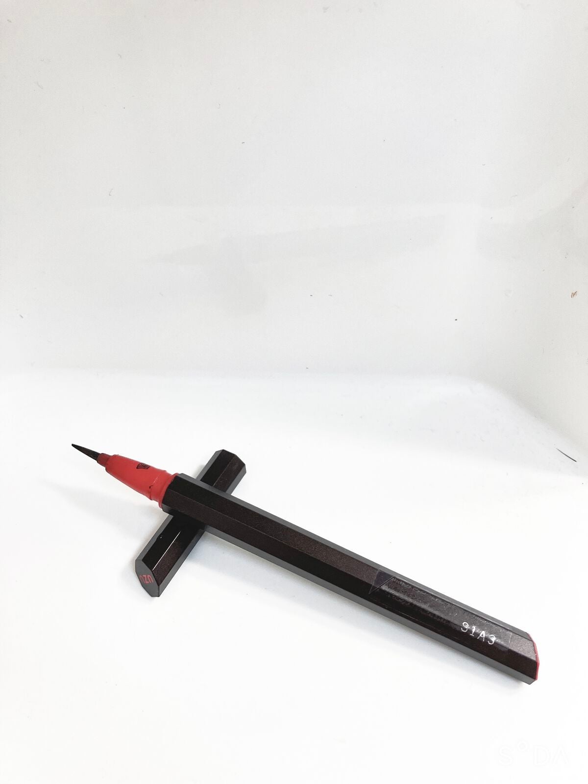 EYE OPENING LINER/UZU BY FLOWFUSHI/リキッドアイライナーを使ったクチコミ(1枚目)