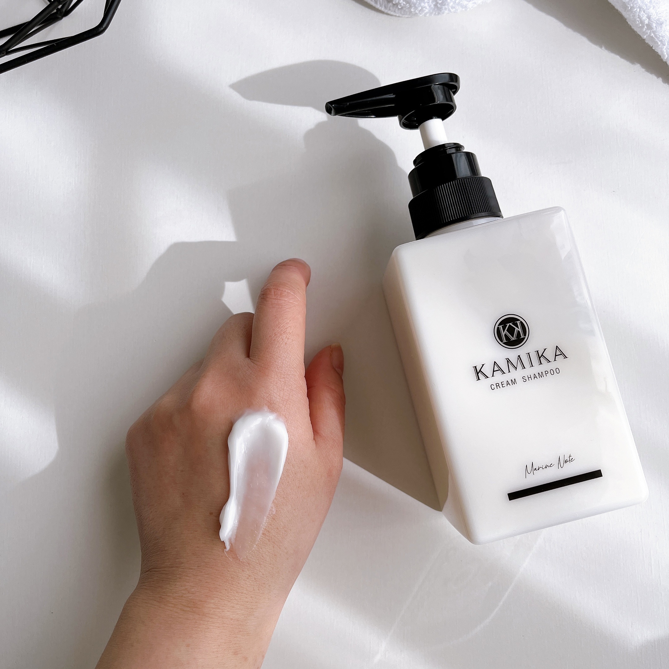 黒髪クリームシャンプー/KAMIKA/シャンプー・コンディショナーを使ったクチコミ（3枚目）