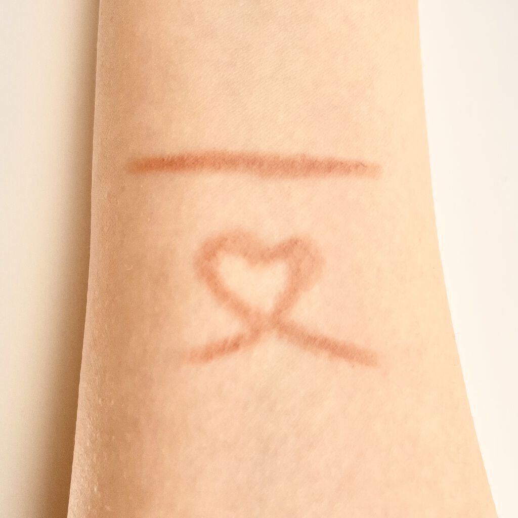 CLINIQUE クイックライナー フォー リップのクチコミ「＼ぷっくり立体感で、幸福を引き寄せるリップライナー💘／
ーーーーーーーーーーーーーーーーーーー.....」（3枚目）