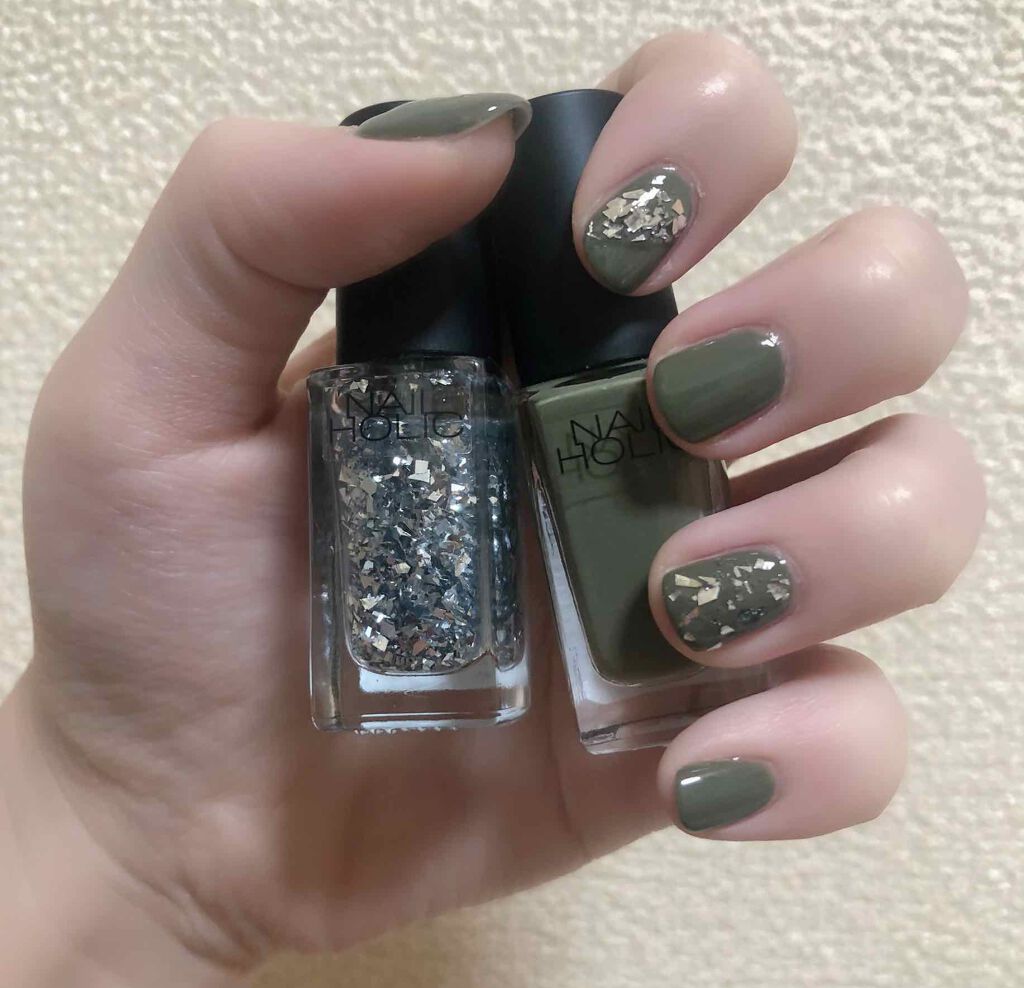 ネイルホリック パーティーフレーク/ネイルホリック/マニキュアを使ったクチコミ(1枚目)