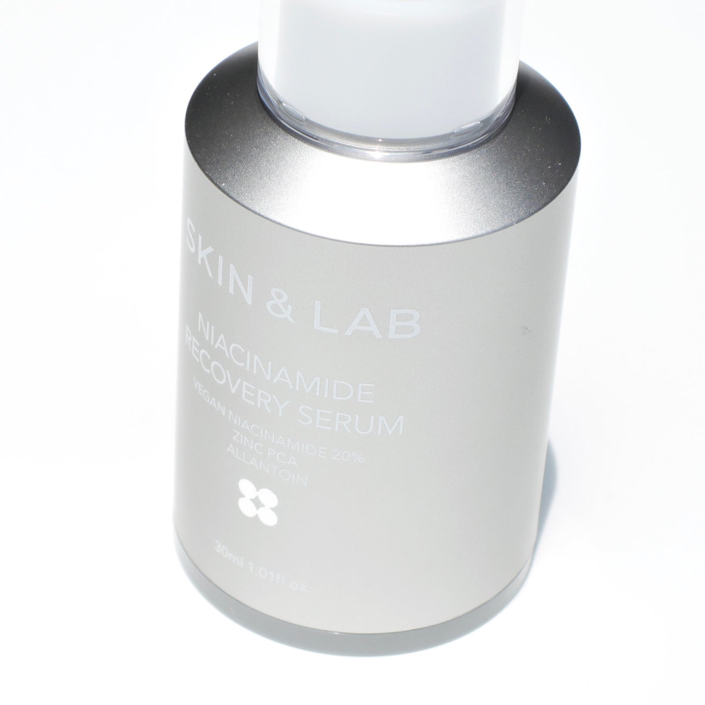 ヴィーガンナイアシンアミドリカバリーセラム/SKIN&LAB/美容液を使ったクチコミ(4枚目)