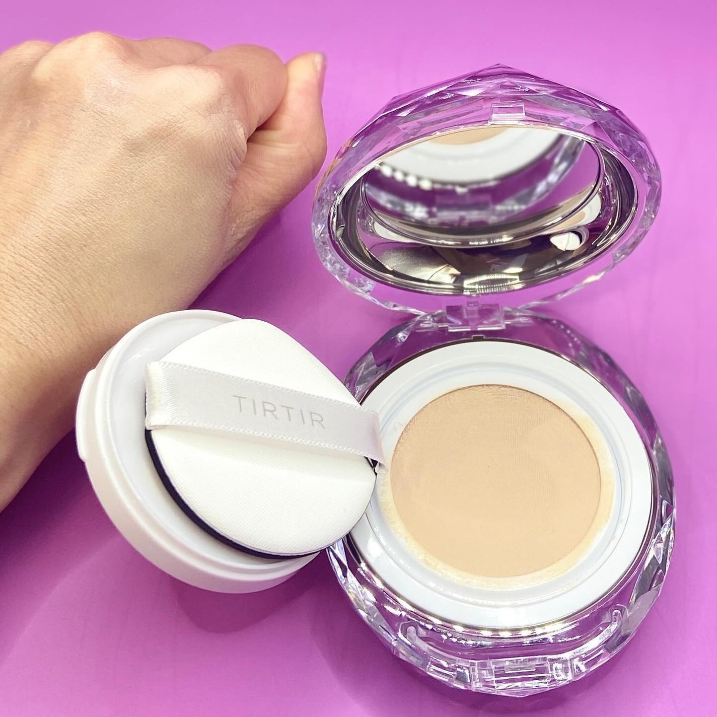 マスクフィット クリスタルメッシュクッション/TIRTIR(ティルティル)/クッションファンデーションを使ったクチコミ(5枚目)