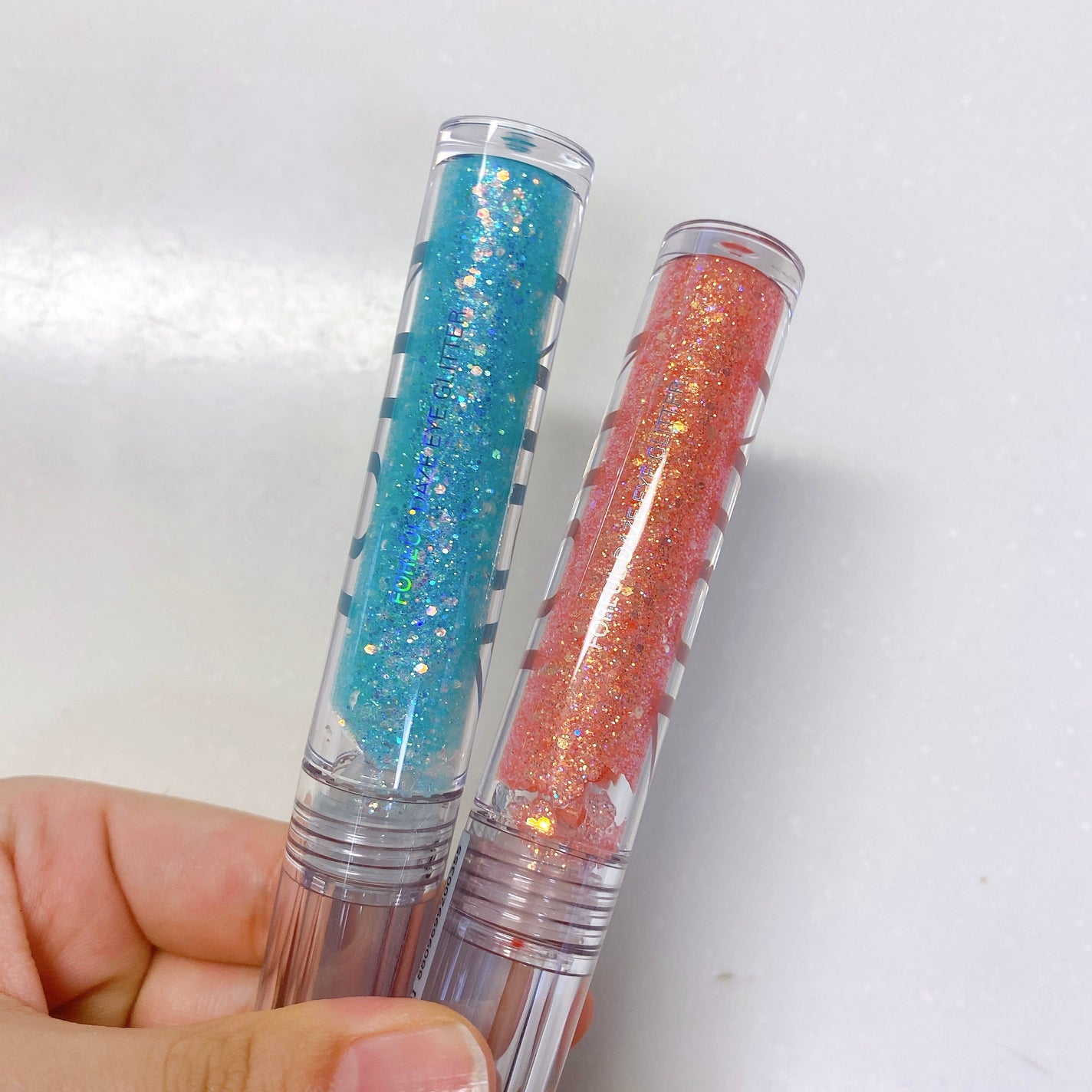 DAZE EYE GLITTER/4OIN /リキッドアイシャドウを使ったクチコミ(1枚目)