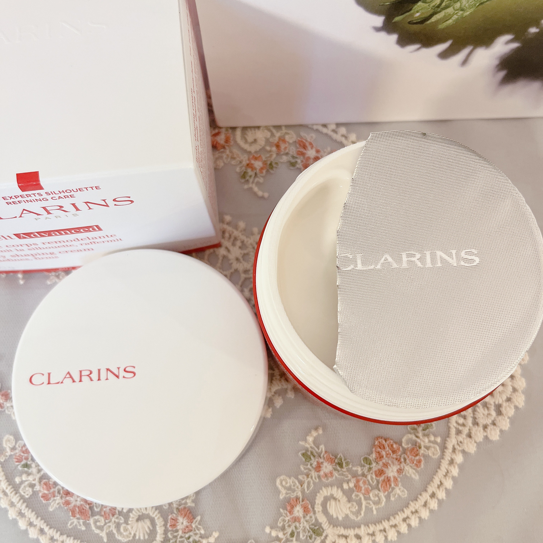 CLARINS マスヴェルト アドバンストのクチコミ「CLARINS
マスヴェルト アドバンスト

しつこい脂肪を燃焼させてくれるボディクリームをリ.....」（2枚目）