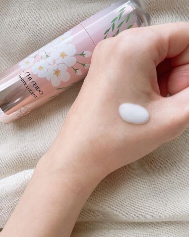 ホワイトルーセント イルミネーティング マイクロS セラム 50ml(限定
