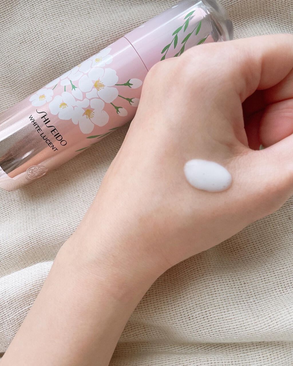 ホワイトルーセント イルミネーティング マイクロS セラム/SHISEIDO/美容液を使ったクチコミ(2枚目)