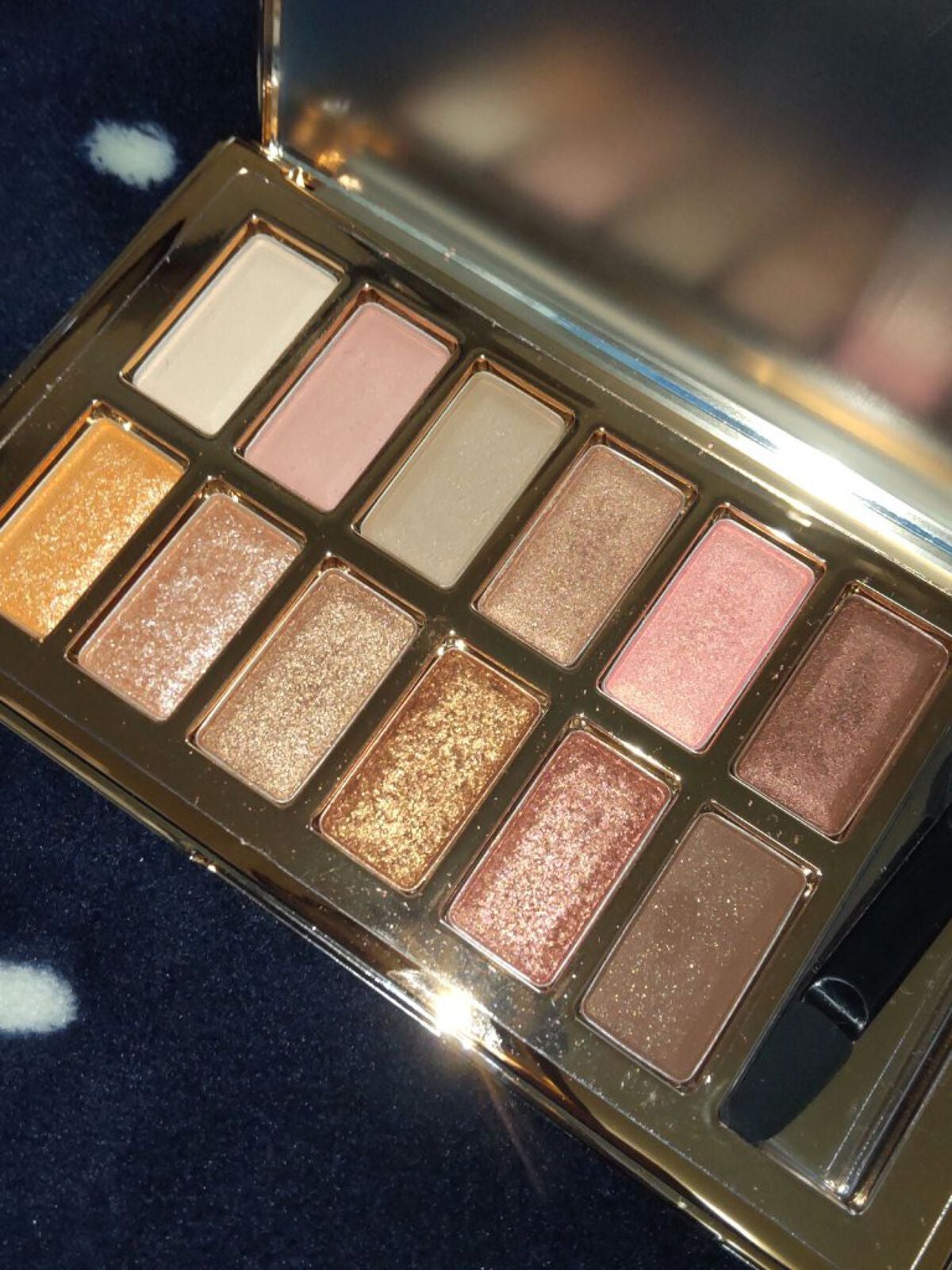 バレンタインボックス/VAVI MELLO/アイシャドウパレットを使ったクチコミ(2枚目)