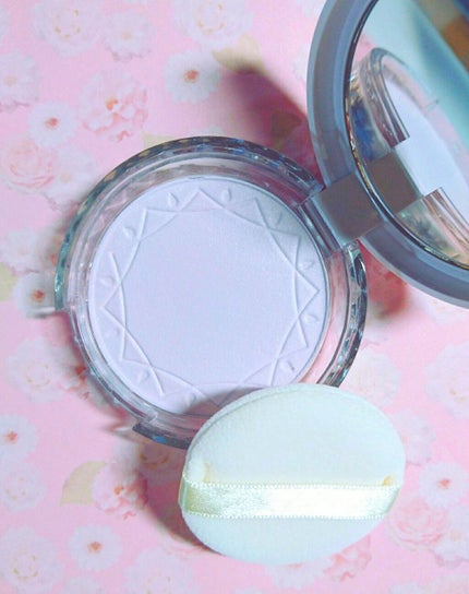 UVクリアフェイスパウダー/CEZANNE/プレストパウダーを使ったクチコミ(3枚目)