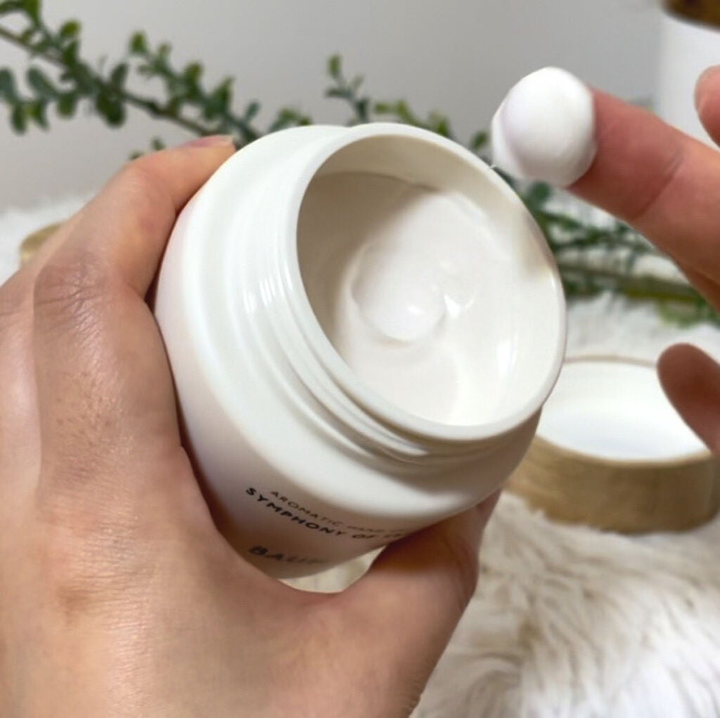 バウム アロマティック ハンドクリーム n シンフォニー オブ ツリー/BAUM/ハンドクリームを使ったクチコミ(2枚目)