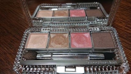 エターナルクチュール アイズ ベルベット/JILL STUART/アイシャドウパレットを使ったクチコミ(1枚目)