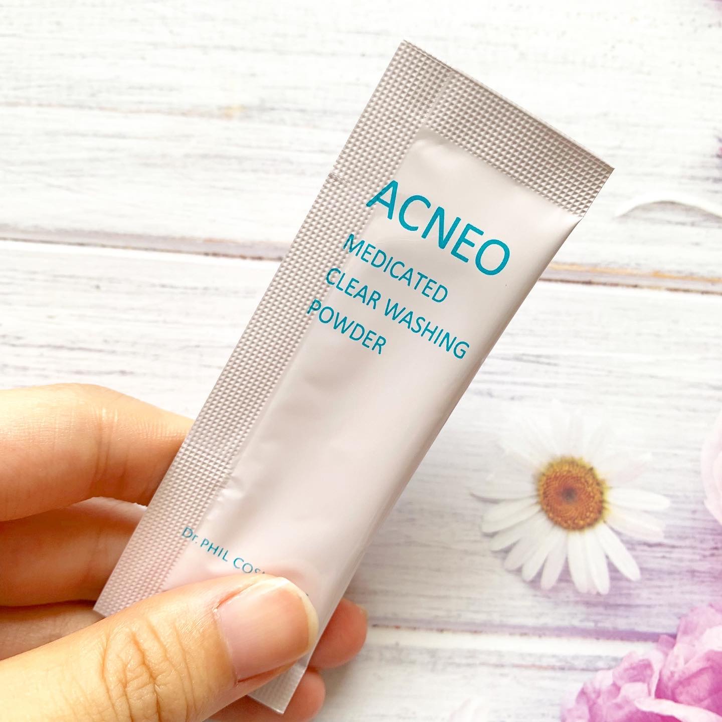 アクネオ 薬用 クリアウォッシング パウダー/フォルミュール/洗顔パウダーを使ったクチコミ（2枚目）