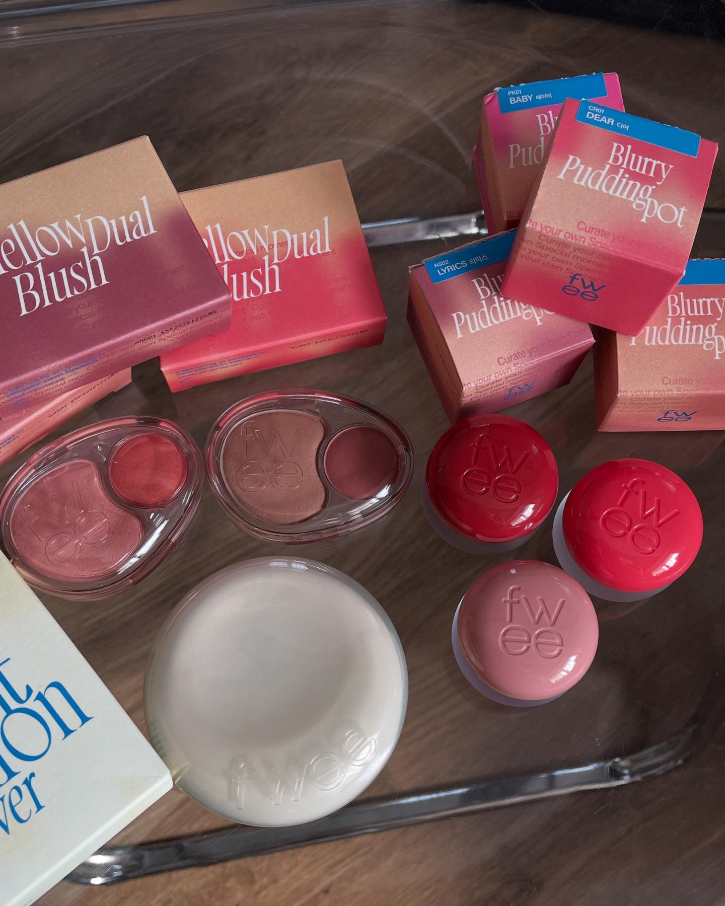 デュアルチークメロウ RS02 ハミングトーク/fwee/ジェル・クリームチークを使ったクチコミ（2枚目）