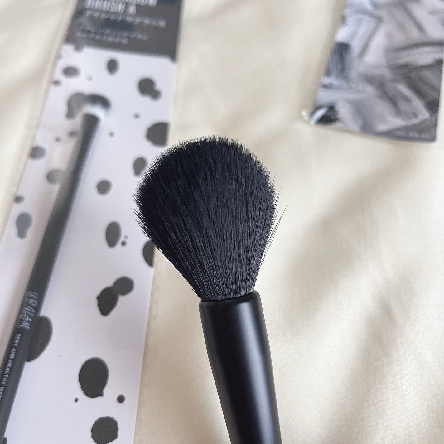 UR GLAM EYESHADOW BRUSH A/U R GLAM/メイクブラシを使ったクチコミ(3枚目)
