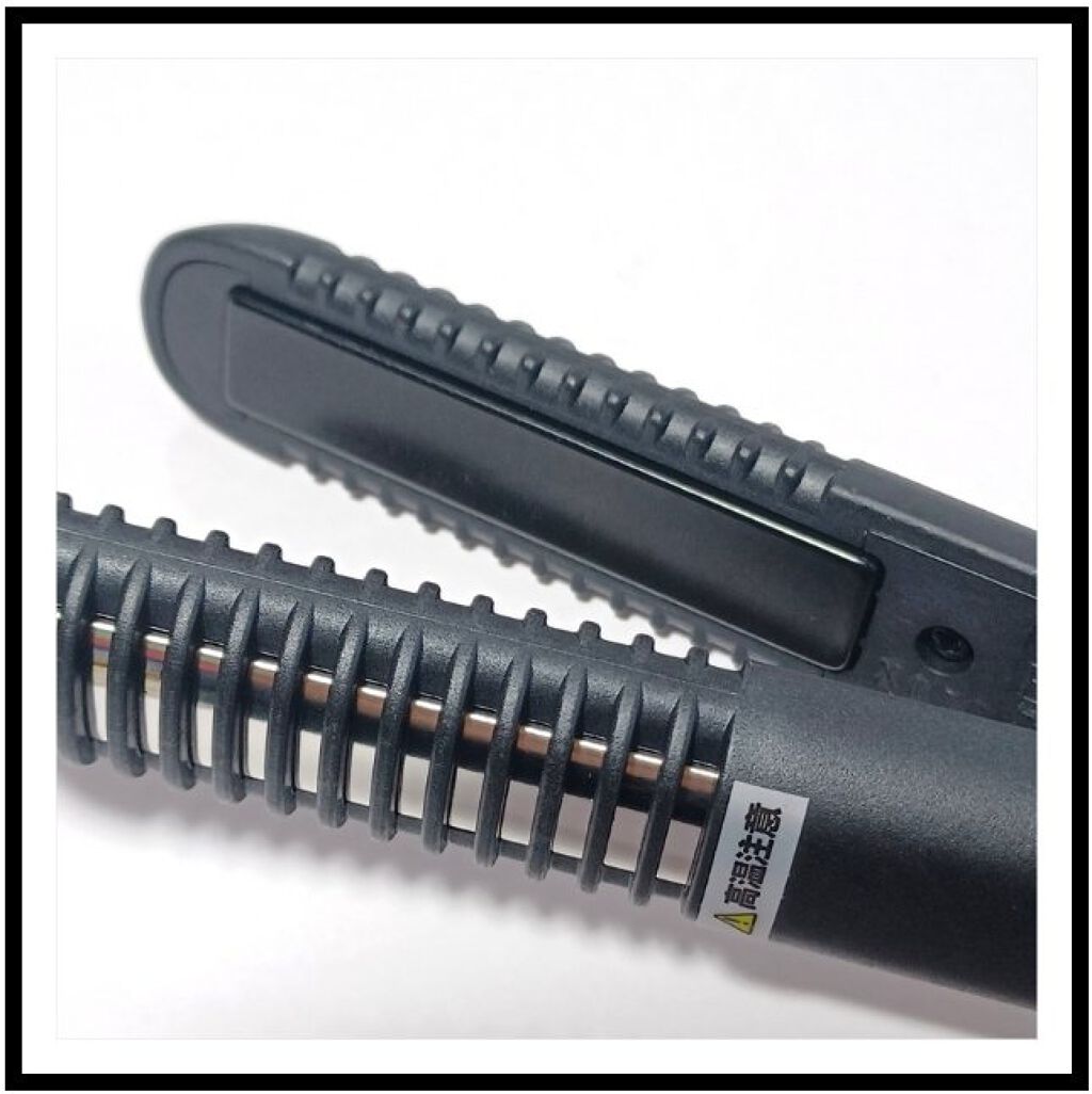 mod's hair モッズヘアーモバイルヘアアイロンプラス MSH-1240-Kのクチコミ「
カバンに入るコンパクトサイズでキャップ付き。
持ち運びしやすいのでお家だけではなく、
外出先.....」（2枚目）